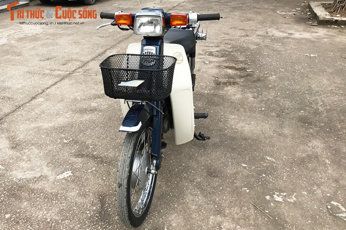 Honda Super Cub C90 gia hon 60 trieu dong tai Ha Noi-Hinh-13